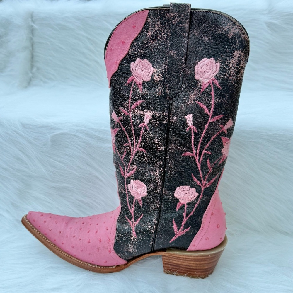 White Diamond Ostrich Pink Floral Western Boots Size 9.5 Runs small, fits 8.5/9 - Picture 2 of 11